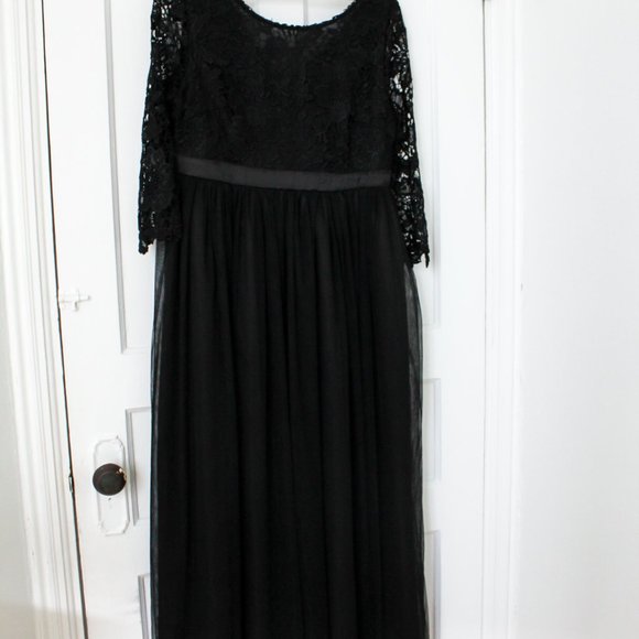 Long black dress - Picture 2 of 2